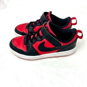 Nike Court Legacy Sneakers